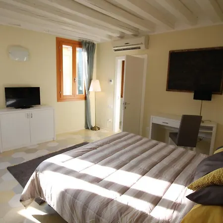 Daire New And Spacious Venedik