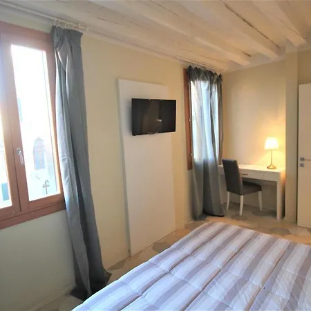 דירה New And Spacious ונציה