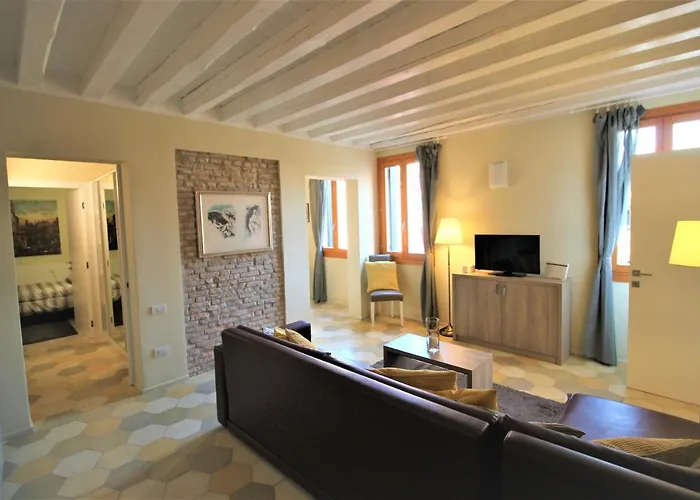 New And Spacious Daire *